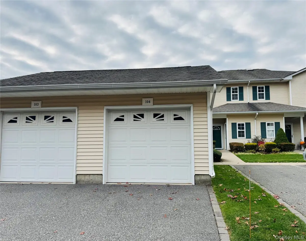 104 Aerie Way, East Quogue, NY 11942 - Image #1