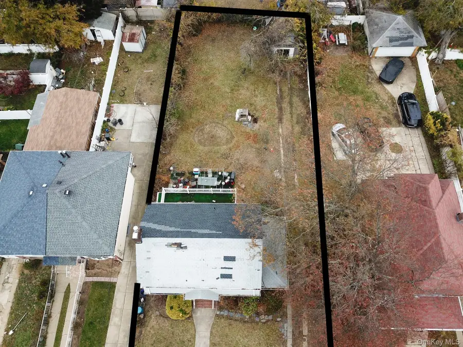 21819 139th Avenue, Springfield Gardens, NY 11413 - Image #2