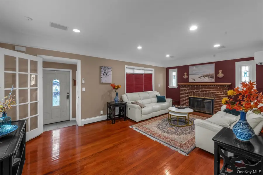 95 Liberty Boulevard, Valley Stream, NY 11580 - Image #3