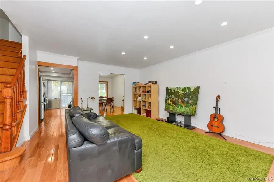 195-31 39 Avenue, Flushing, NY 11358 - Image #3