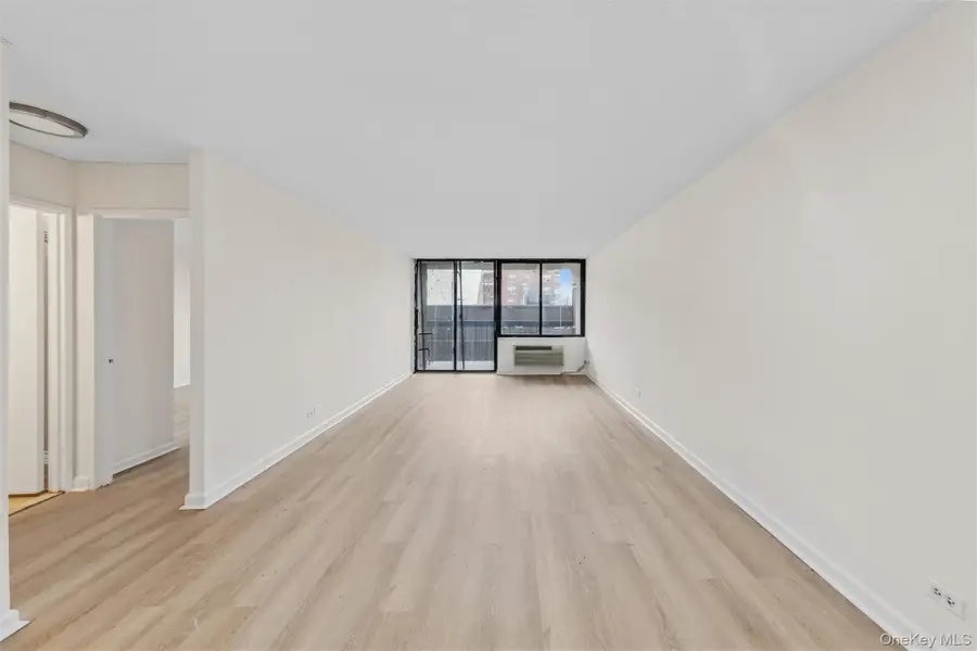 150-38 Union Turnpike #1R, Flushing, NY 11367 - Image #2