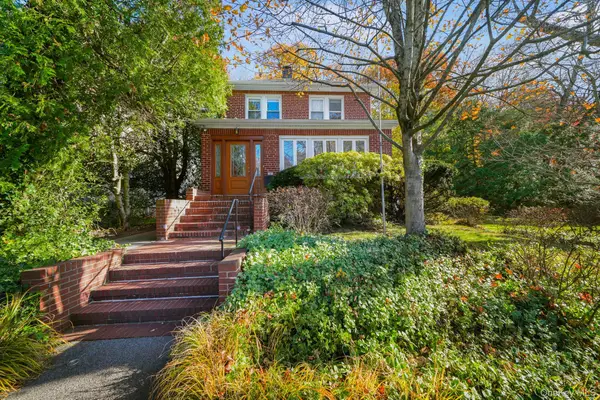 90 Rosedale Avenue, Hastings-on-Hudson, NY 10706