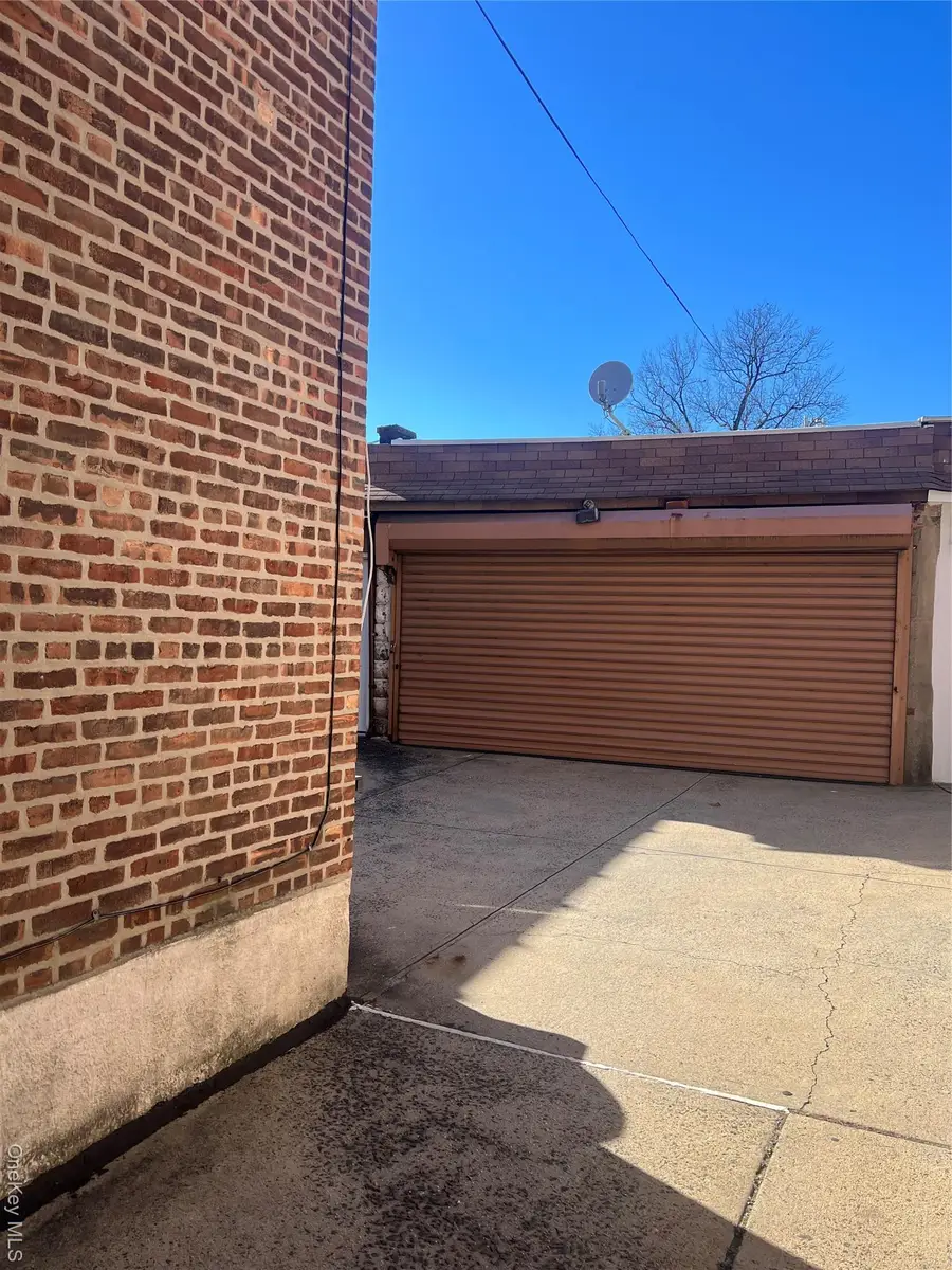 8644 139th Street, Briarwood, NY 11435 - Image #3