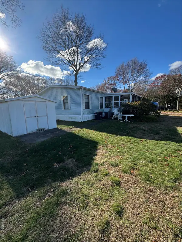 92 Willow Drive, East Quogue, NY 11942