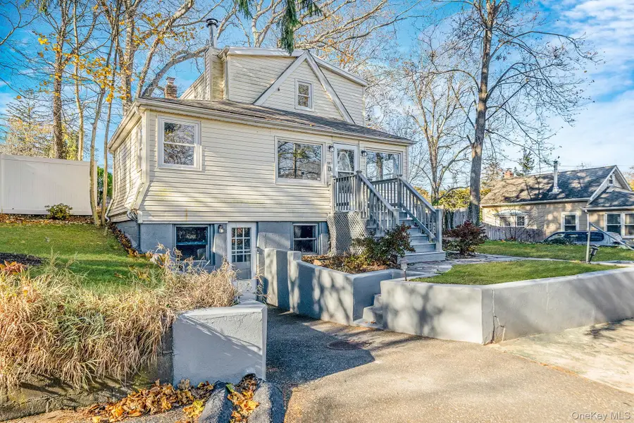 44 Lynbrook Drive, Sound Beach, NY 11789 - Image #2