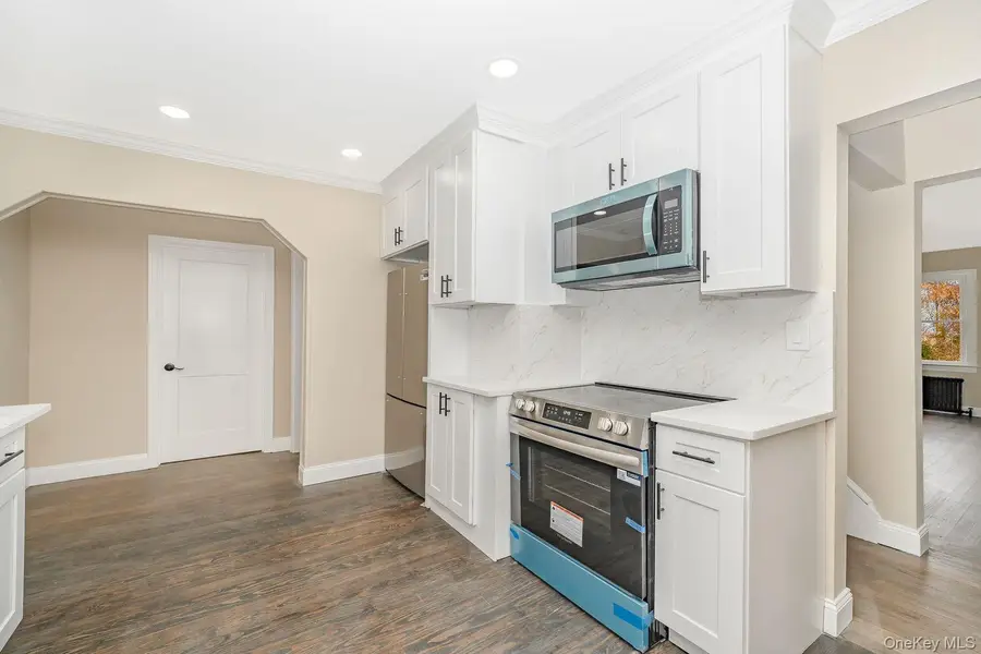 123 4th Avenue, Huntington Station, NY 11746 - Image #2