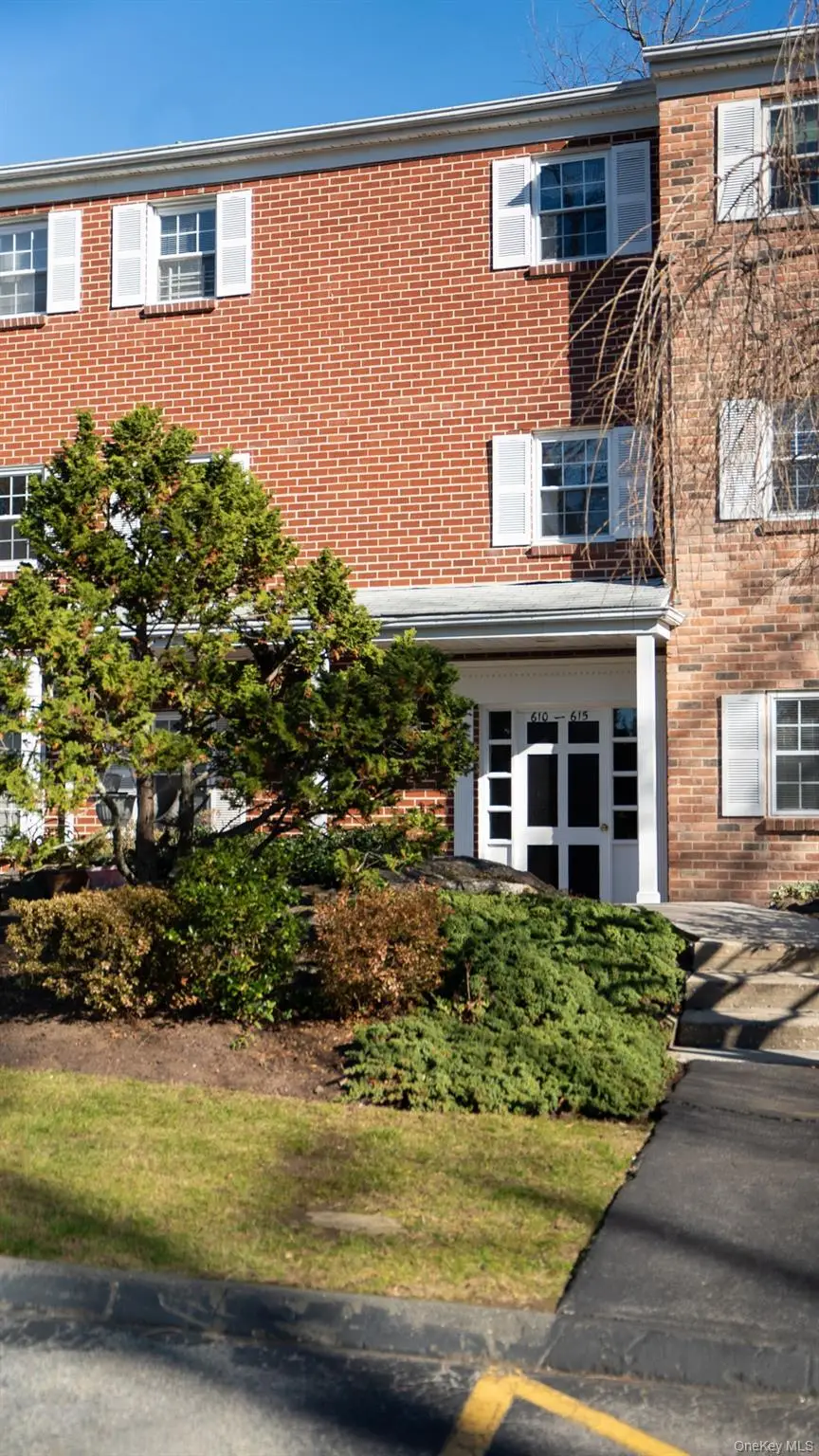 614 Woodland Hills Road, White Plains, NY 10603 - Image #2