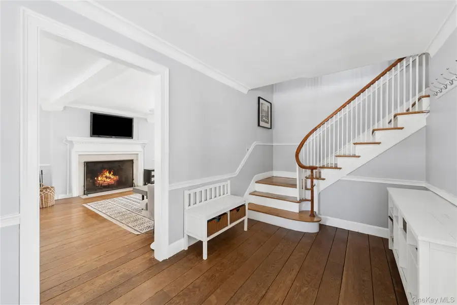 46 E Hyatt Avenue, Mount Kisco, NY 10549 - #2