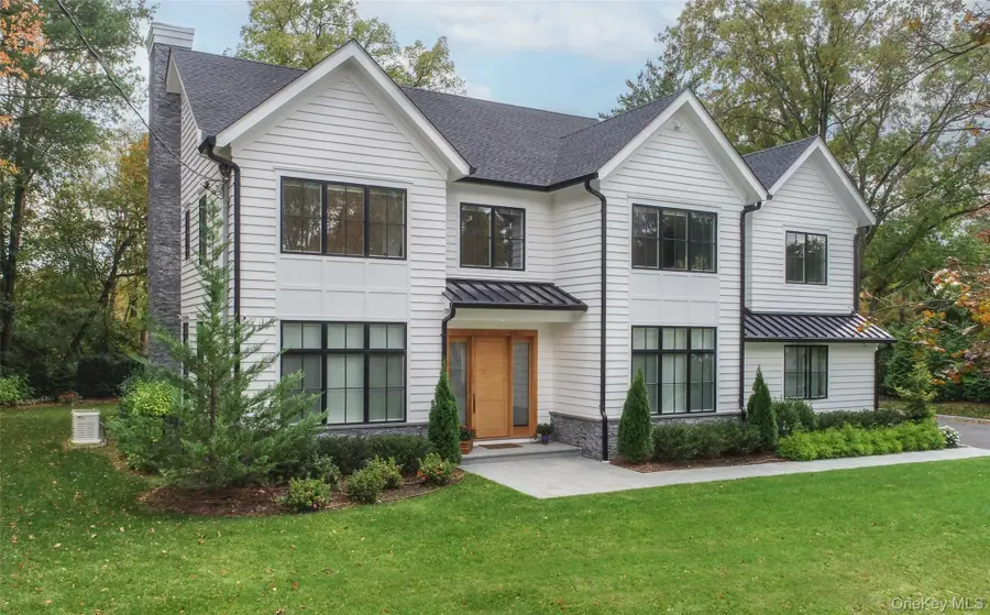 16 Myrtledale Road, Scarsdale, NY 10583 - Image #2