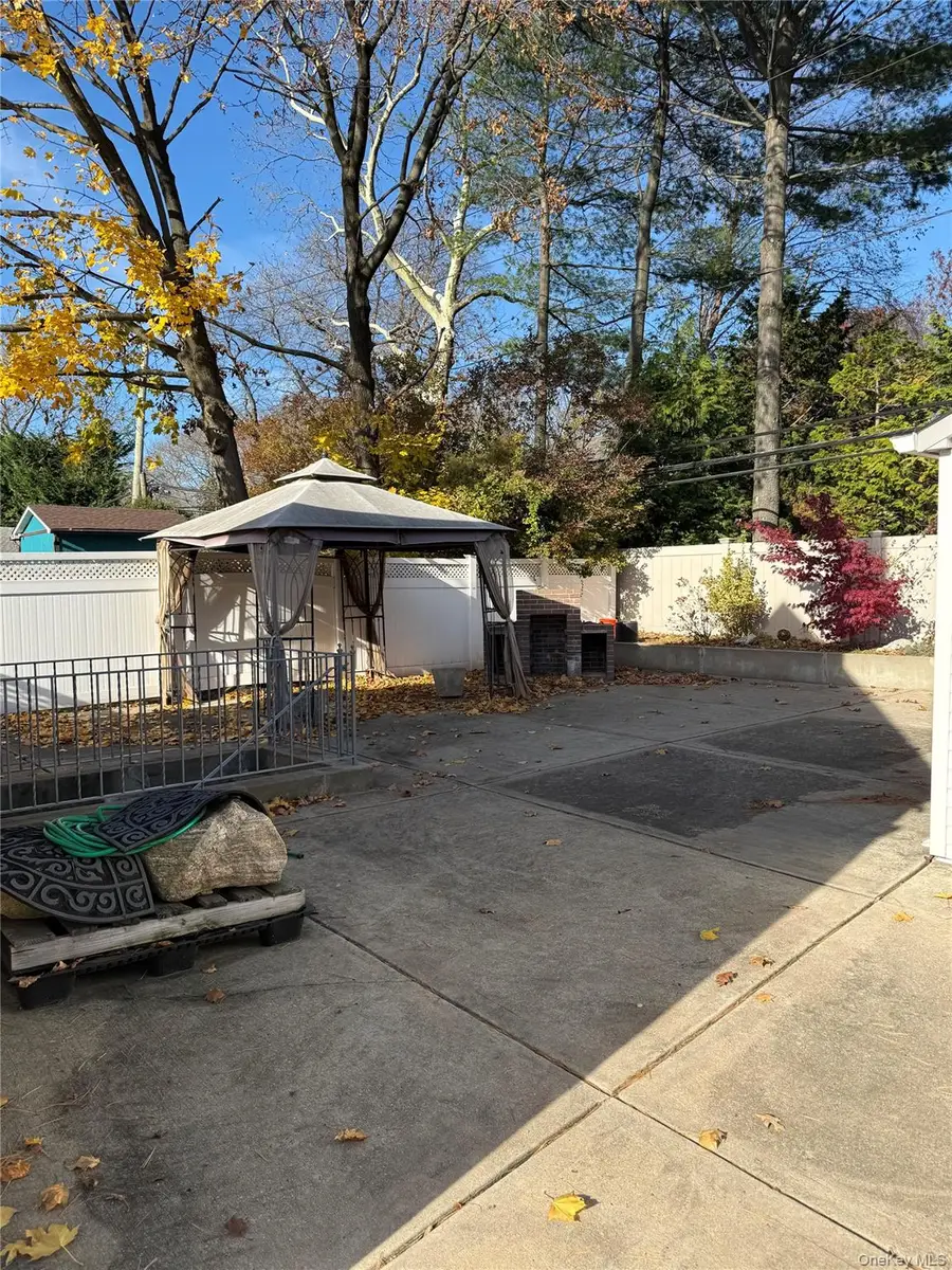 133 Wellington Street, Hempstead, NY 11550 - Image #3