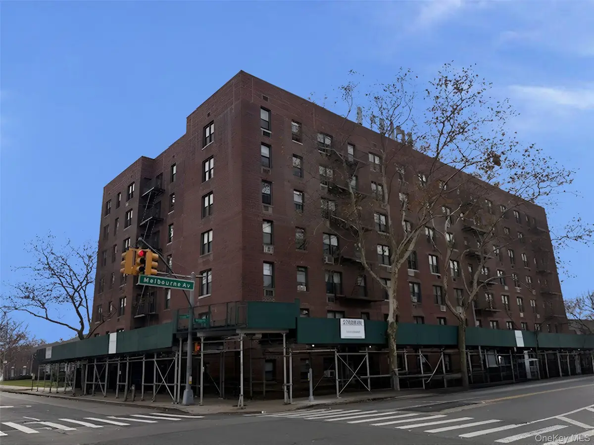 152-72 Melbourne Avenue #1D, Flushing, NY 11367 - Image #1