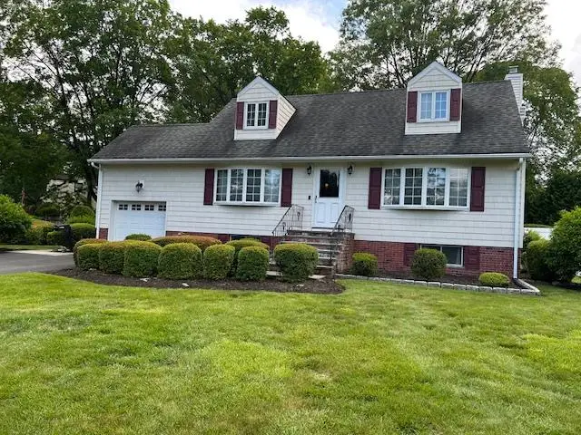 18 Homestead Lane, New City, NY 10956 - Image #2