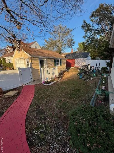 271 Wheeler Avenue, Valley Stream, NY 11580 - Image #2