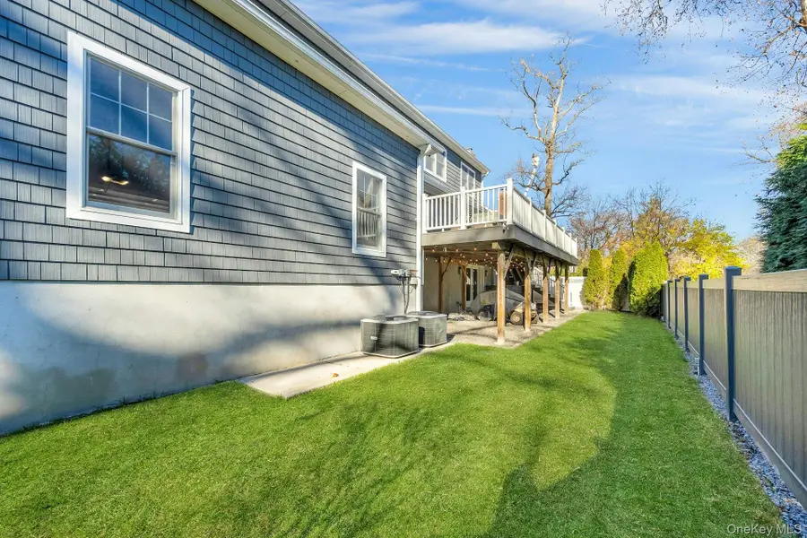 36 Lynwood Road, Scarsdale, NY 10583 - Image #2