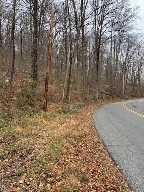 82 Wiccopee Road, Putnam Valley, NY 10579 - Image #1