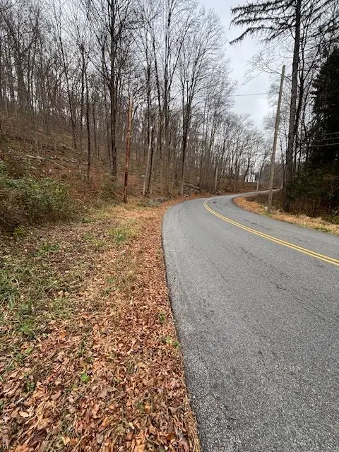 82 Wiccopee Road, Putnam Valley, NY 10579 - Image #2