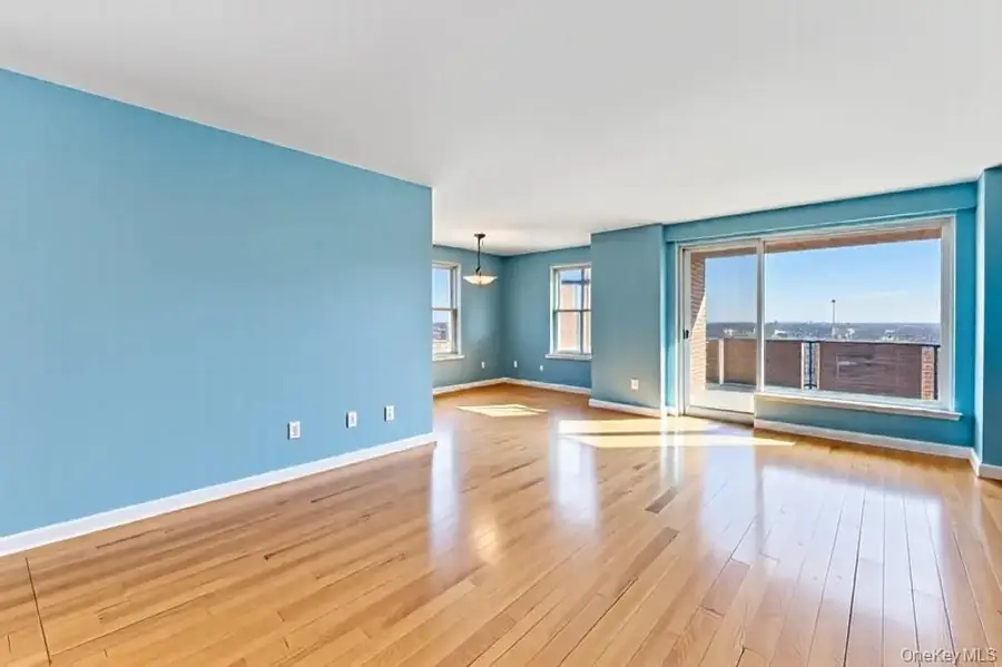 110-11 Queens Boulevard #31L, Forest Hills, NY 11375 - Image #2