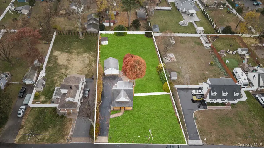 36 W 19th Street, Huntington Station, NY 11746 - Image #3