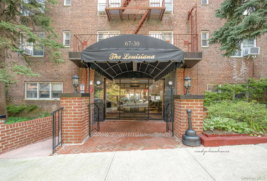 67-30 Clyde Street #6W, Forest Hills, NY 11375 - Image #2