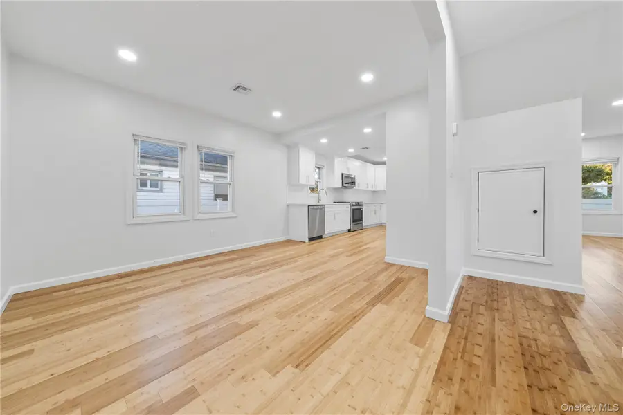 146 Lincoln Avenue, Roosevelt, NY 11575 - Image #3