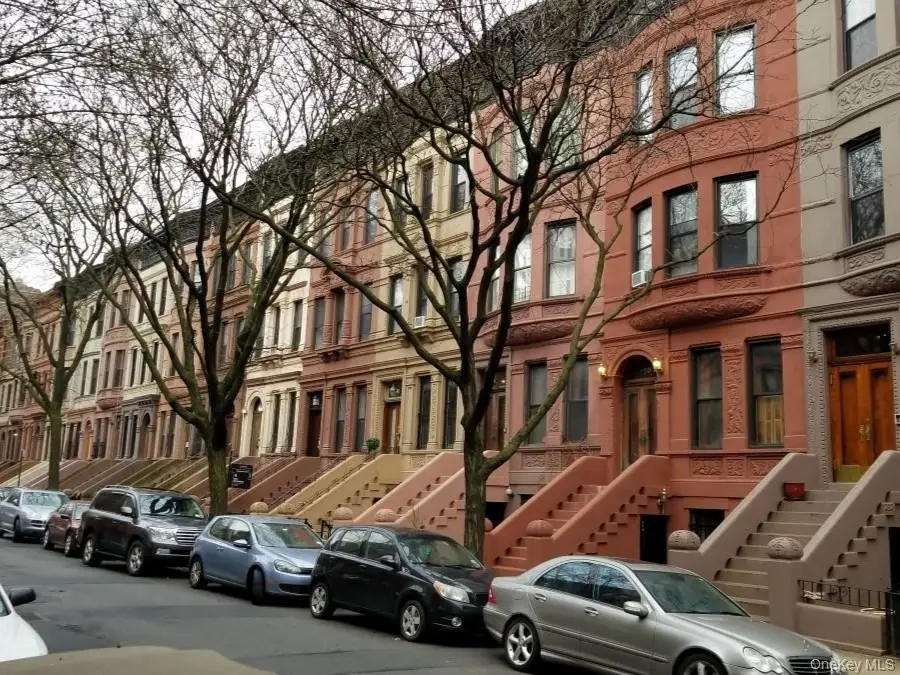 235 W 137th Street #1F, New York, NY 10030 - Image #1