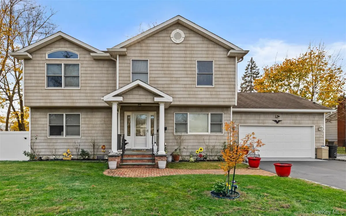 2 Smith Street, Deer Park, NY 11729 - Image #1