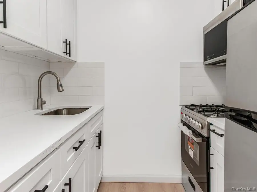 2165 Matthews Avenue #4A, Bronx, NY 10462 - Image #2