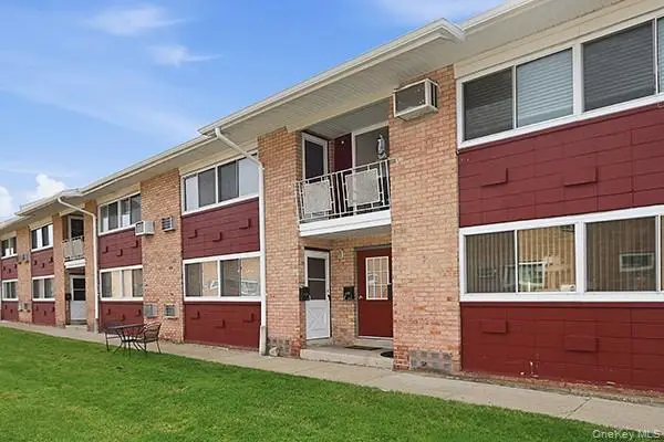 400 Fulton Street #14C, Farmingdale, NY 11735 - Image #2