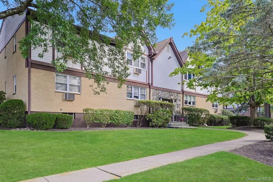 9 Somerset Drive #11F, Suffern, NY 10901 - Image #2