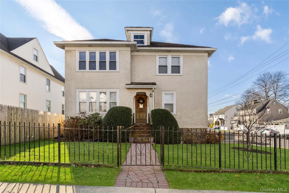 40 Oak Street, Harrison, NY 10528 - Image #1