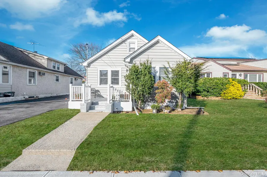 37 Orchard Street, Merrick, NY 11566 - Image #2