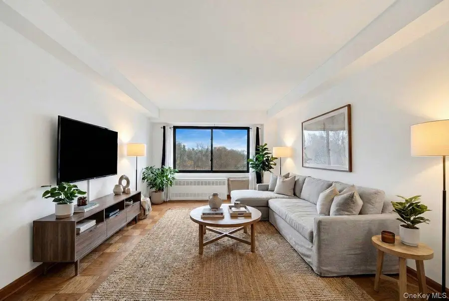 25 Lake Street #7H, White Plains, NY 10603 - Image #3