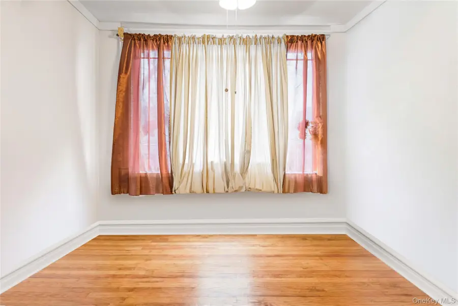 853 E 49th Street, Brooklyn, NY 11203 - Image #3