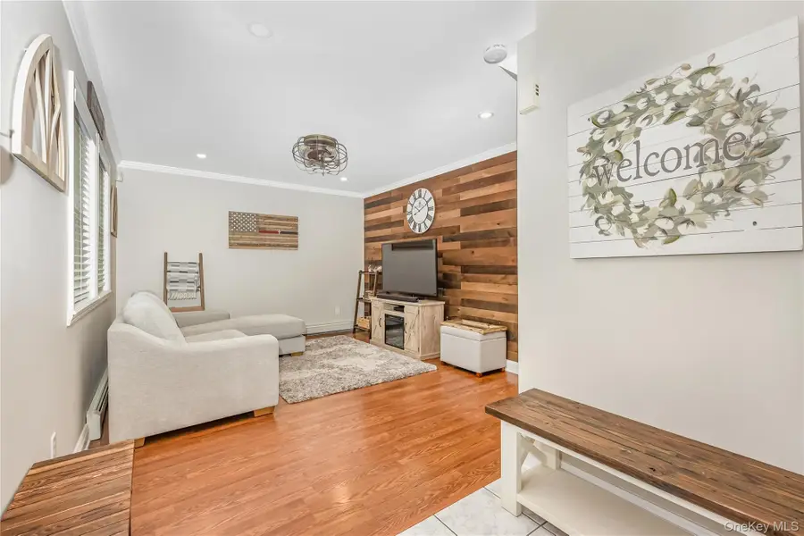 1291 Boston Avenue, Bay Shore, NY 11706 - Image #3