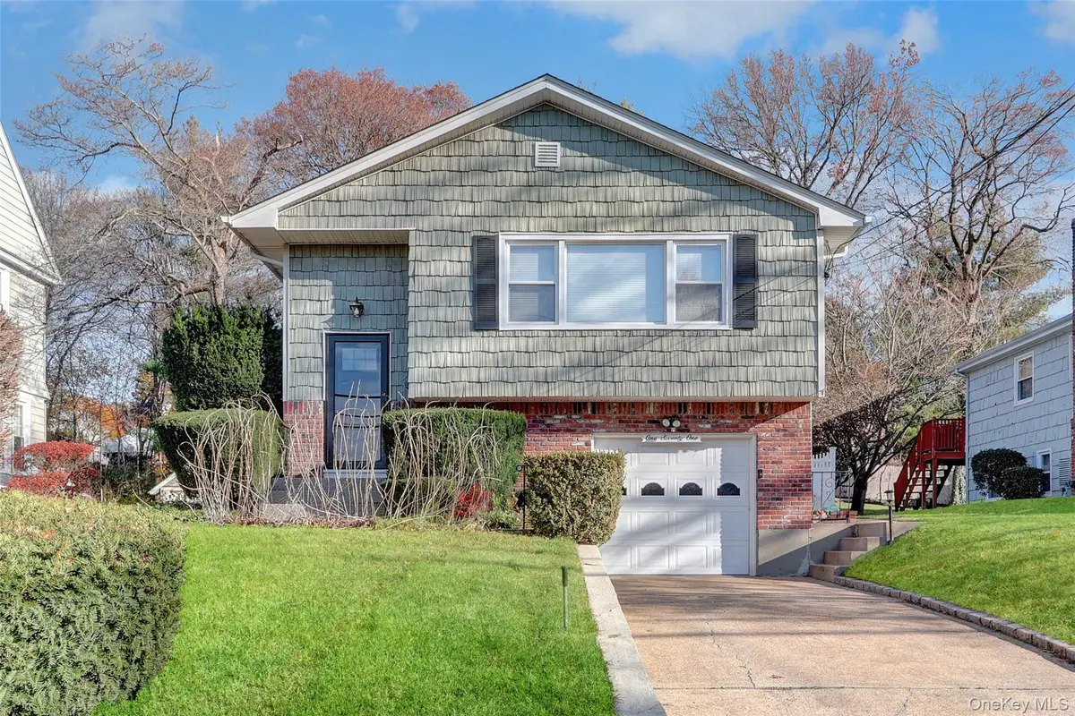 171 School Street, Oyster Bay, NY 11771 - Image #1