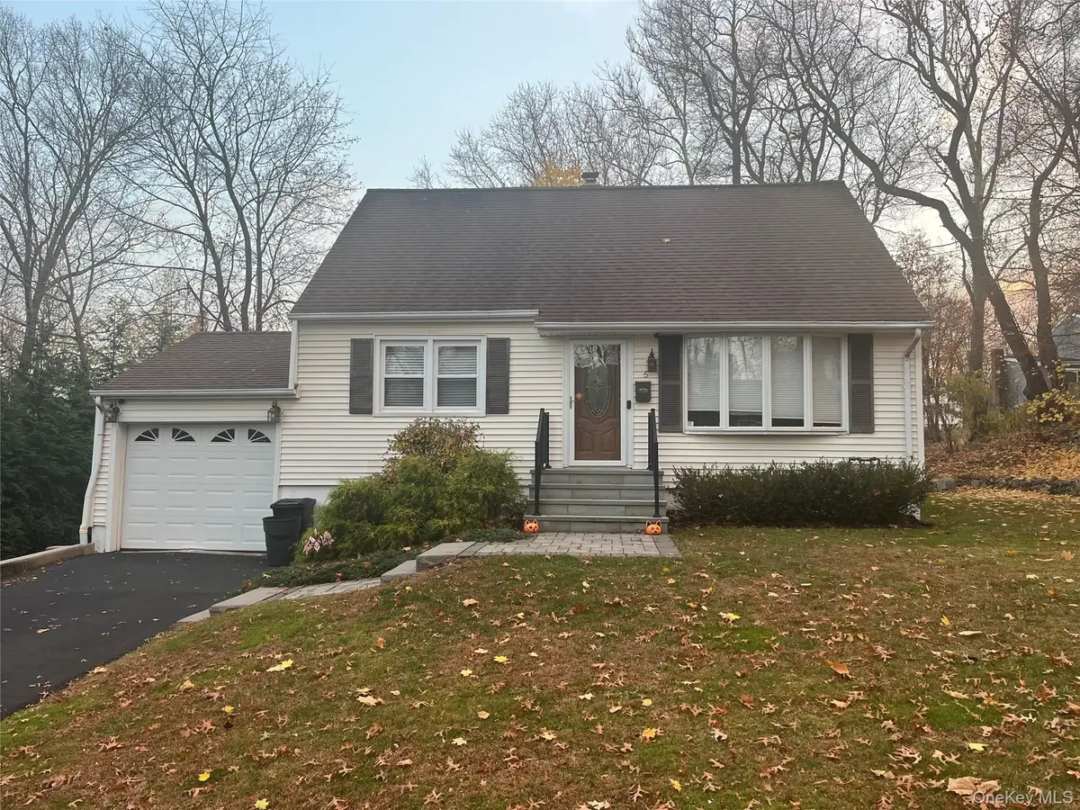 5 Orchard Lane, Nanuet, NY 10954 - Image #1