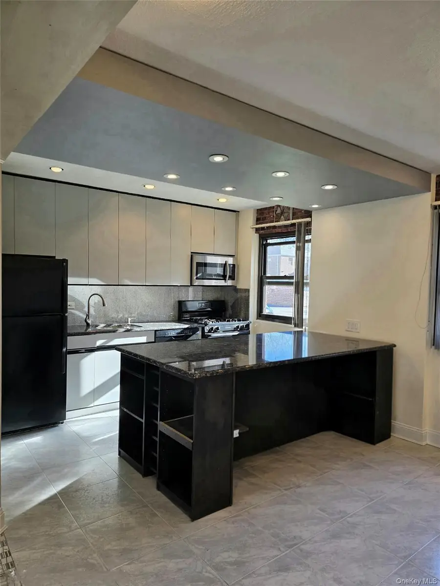 8606 155th Avenue #4, Howard Beach, NY 11414 - Image #2