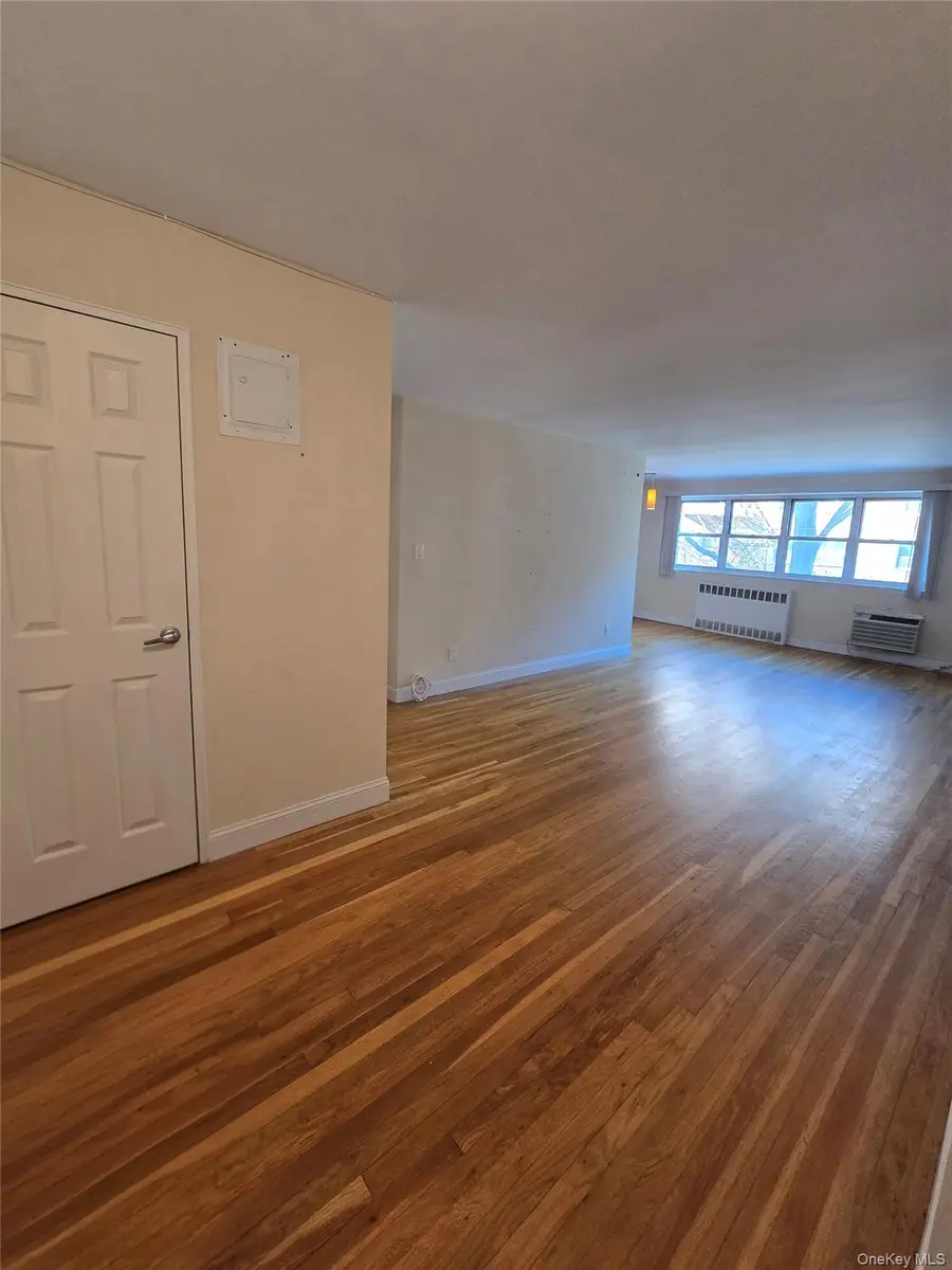 89-40 151 #3J, Howard Beach, NY 11414 - Image #3