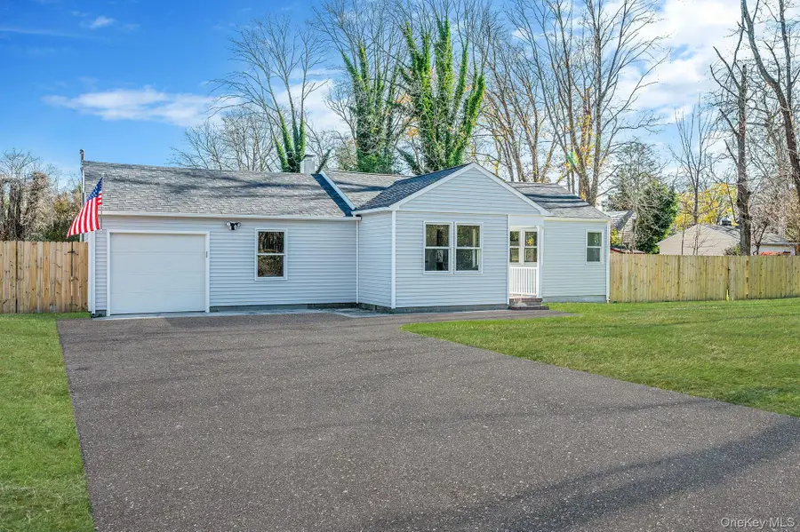 27 Lyman Road, East Patchogue, NY 11772 - Image #3