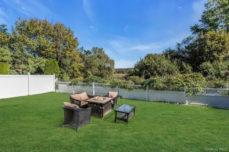 3 Bayview Place, Locust Valley, NY 11560 - Image #3