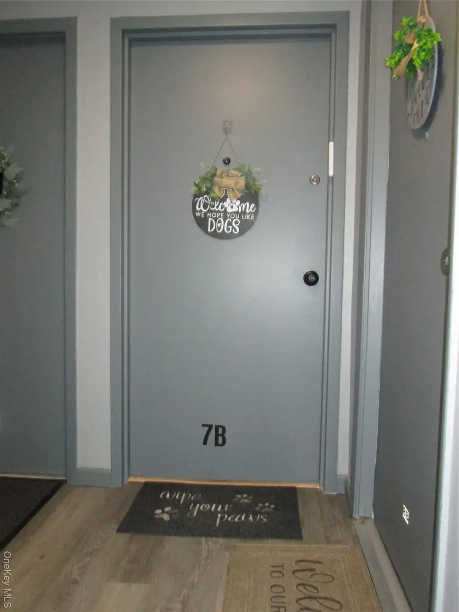 2435 Union Boulevard #7B, Islip, NY 11751 - Image #2