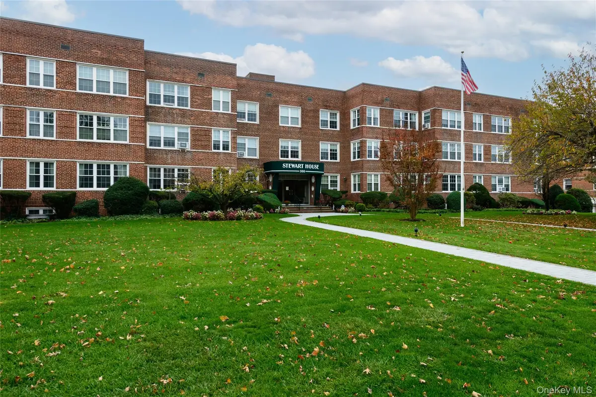 366 Stewart Avenue #B1, Garden City, NY 11530 - Image #1