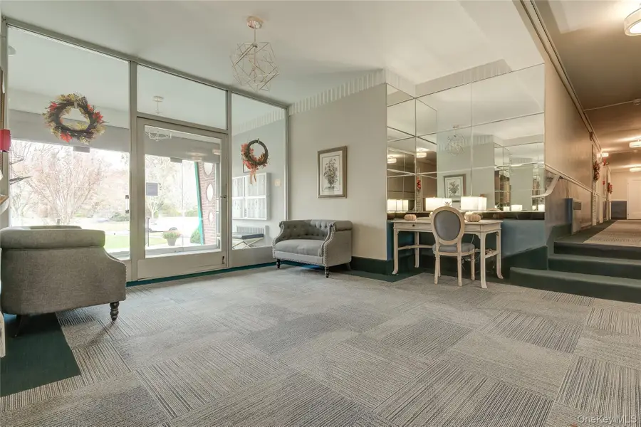 366 Stewart Avenue #B1, Garden City, NY 11530 - Image #2