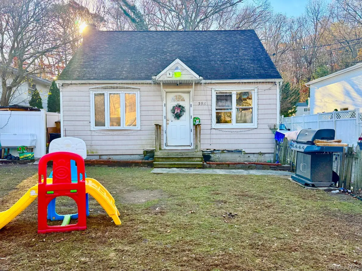 398 Central Islip Boulevard, Ronkonkoma, NY 11779 - Image #1