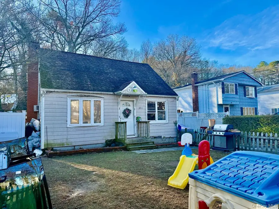 398 Central Islip Boulevard, Ronkonkoma, NY 11779 - Image #2