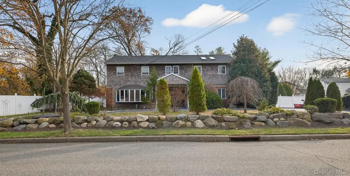 110 Florida Avenue, Commack, NY 11725 - Image #1