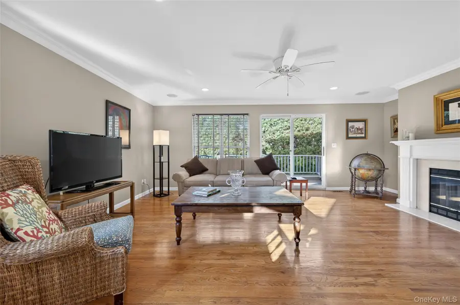 1 Parkridge Court, Huntington, NY 11743 - Image #3