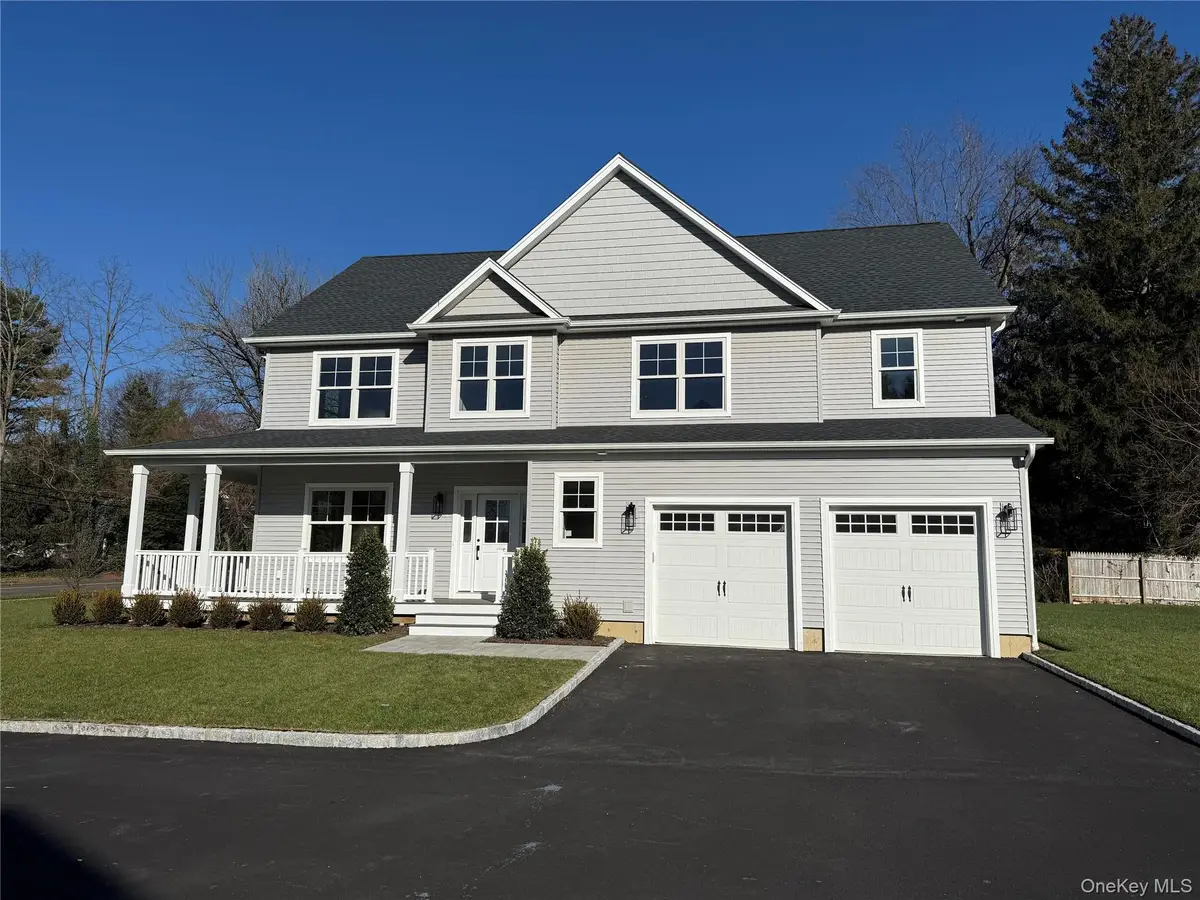 44 N Woodhull Road, Huntington, NY 11743 - Image #1