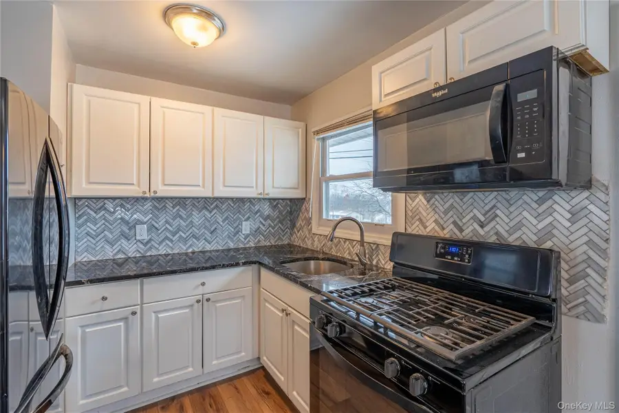 1 Briarwood Crescent, Newburgh, NY 12550 - #3