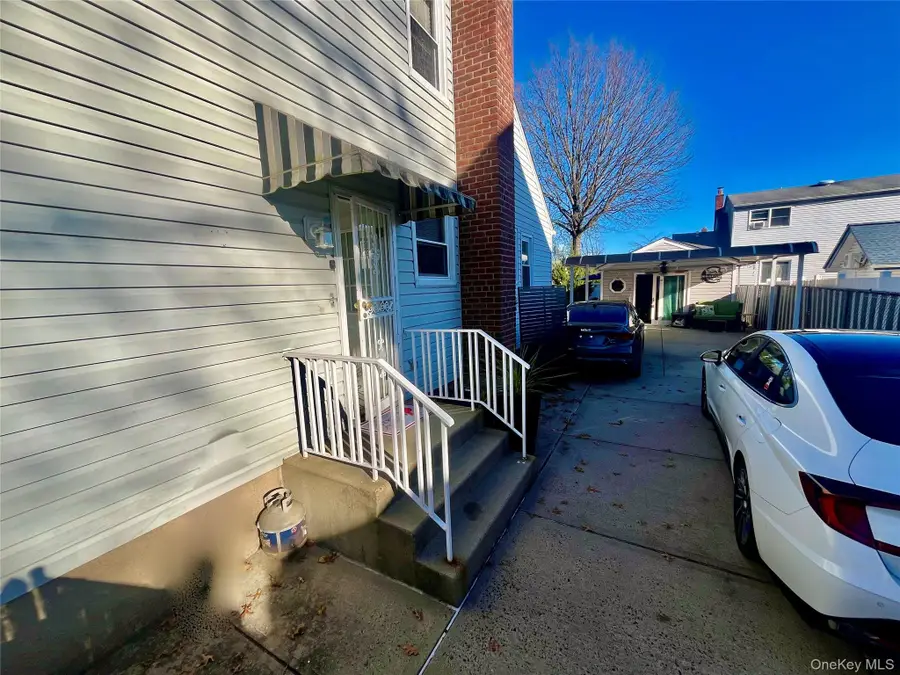 182 Lexington Avenue, Franklin Square, NY 11010 - Image #2